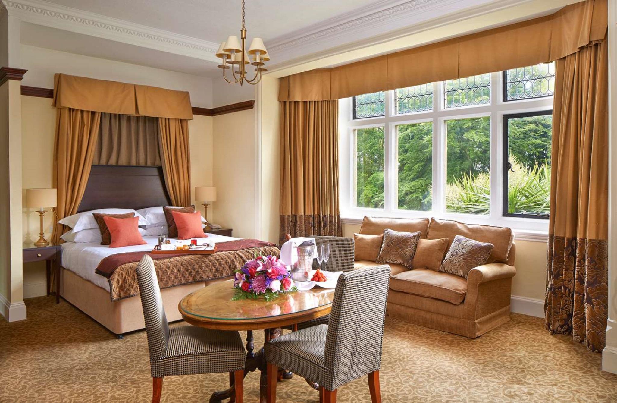 Macdonald Frimley Hall Hotel & Spa Camberley Exterior foto