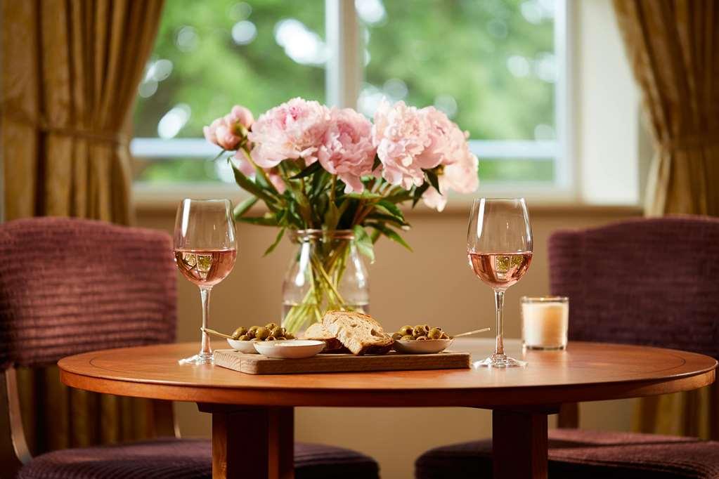 Macdonald Frimley Hall Hotel & Spa Camberley Zimmer foto