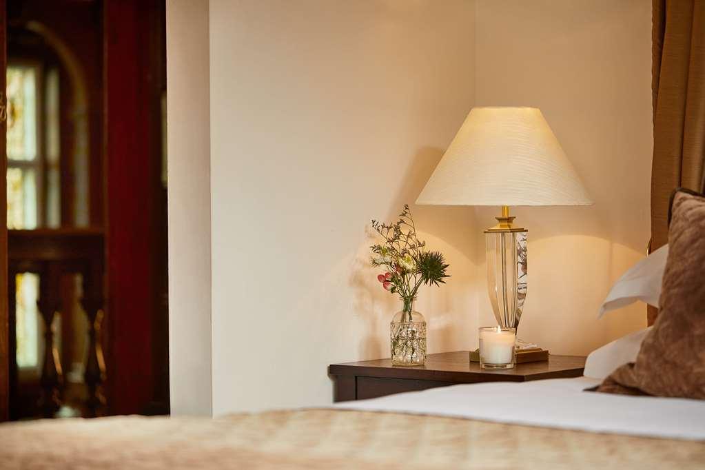 Macdonald Frimley Hall Hotel & Spa Camberley Zimmer foto