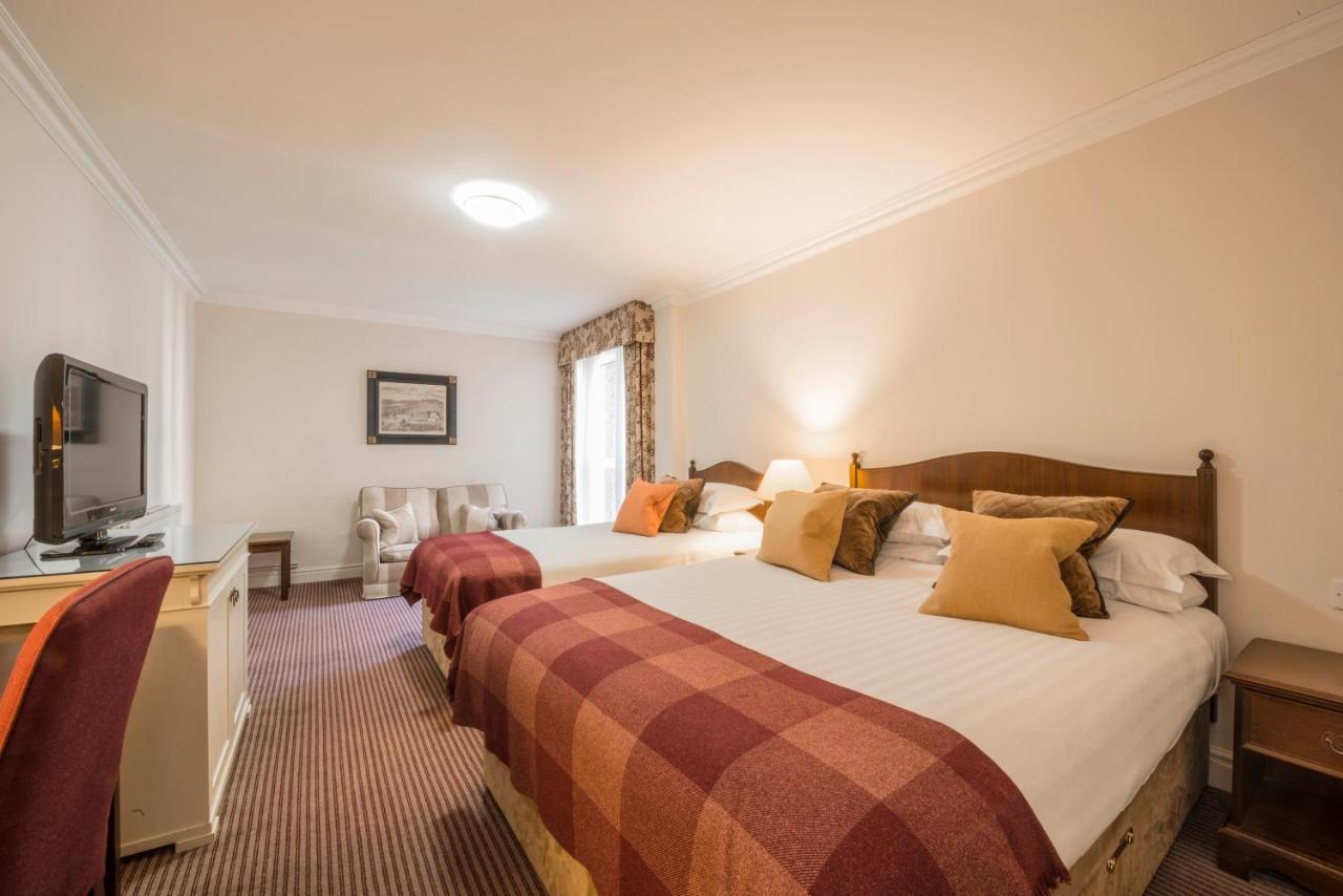 Macdonald Frimley Hall Hotel & Spa Camberley Exterior foto